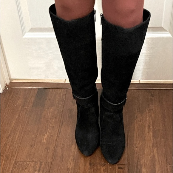 Bandolino Black Leather Suede Tall Dress Boots Heel Size 7.5 - Picture 6 of 9